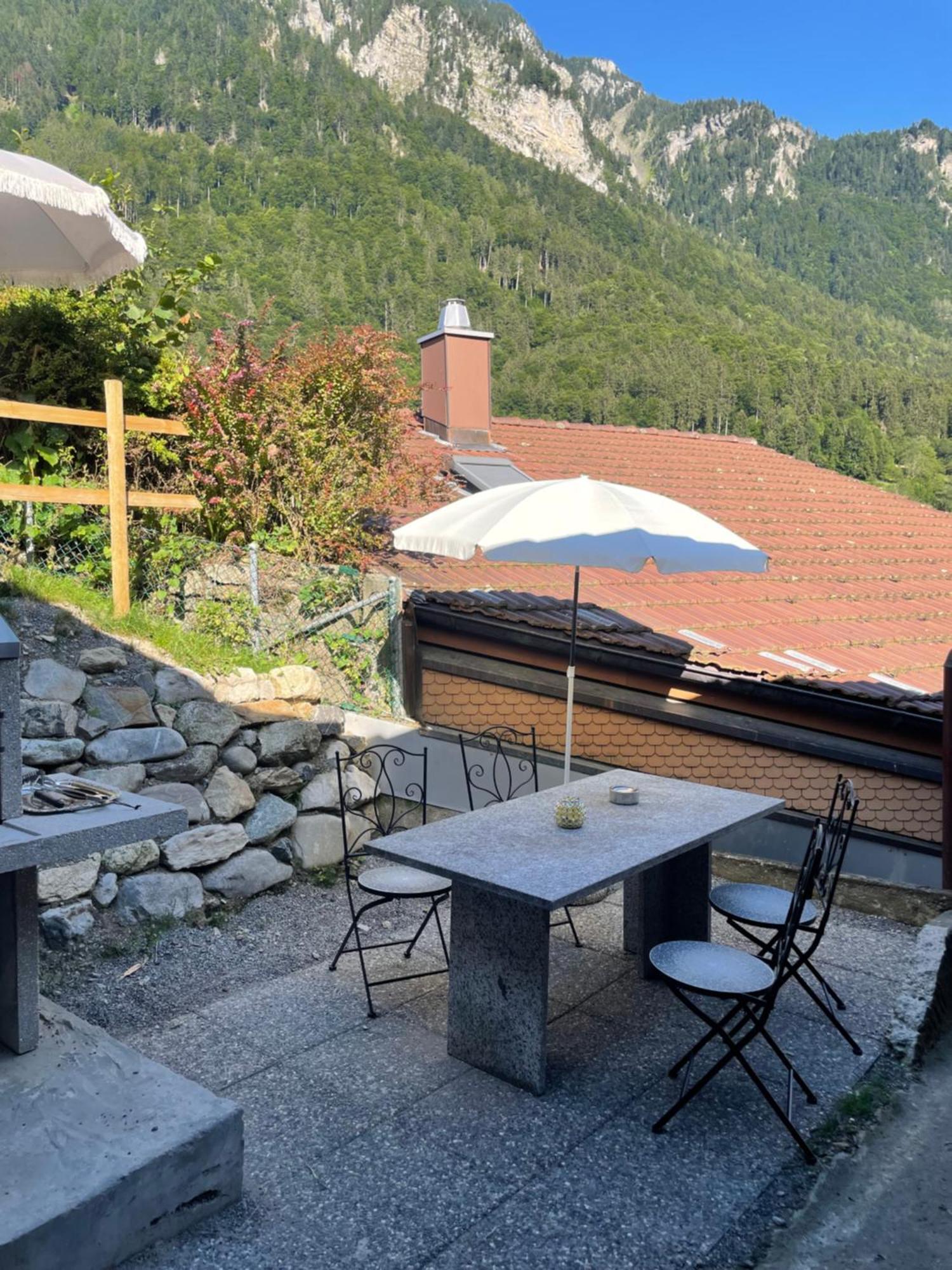 Charming Alpine Retreat By Apartments Capricorn Gsteigwiler Екстер'єр фото